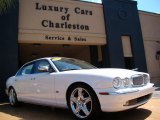 2006 White Onyx Jaguar XJ Vanden Plas #36622807