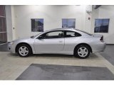 Ice Silver Pearl Dodge Stratus in 2002