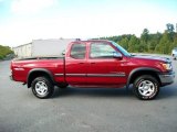 2000 Sunfire Red Pearl Toyota Tundra SR5 Extended Cab 4x4 #37225647