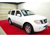 2008 Nissan Pathfinder LE