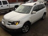 2003 Diamond White Pearl Mitsubishi Outlander XLS 4WD #3732061