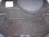 2002 Lincoln Town Car Signature Trunk