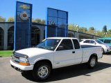 2003 Summit White Chevrolet S10 LS Extended Cab 4x4 #37777009