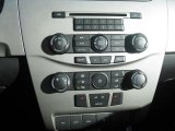 2011 Ford Focus SEL Sedan Controls