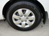 2008 Hyundai Entourage GLS Wheel