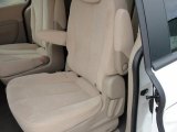 2008 Hyundai Entourage GLS Beige Interior