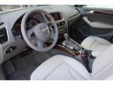 2011 Audi Q5 3.2 quattro Light Gray Interior