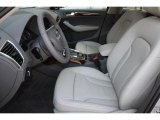 2011 Audi Q5 3.2 quattro Light Gray Interior