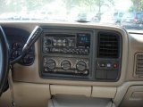 2002 Chevrolet Suburban 1500 LT Controls