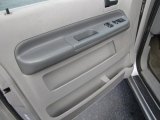 2004 Ford Freestar SES Flint Grey Interior