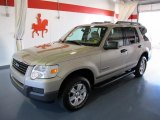 2006 Pueblo Gold Metallic Ford Explorer XLS #38169384