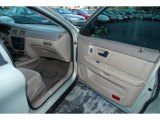 2004 Ford Taurus SE Sedan Medium Parchment Interior
