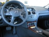 2011 Mercedes-Benz C 300 Luxury 4Matic Dashboard