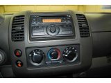 2008 Nissan Frontier SE King Cab Controls