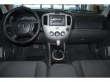 2006 Mazda Tribute i Dashboard