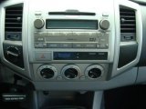 2009 Toyota Tacoma V6 TRD Double Cab 4x4 Controls
