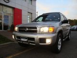 2004 Chrome Silver Metallic Nissan Pathfinder SE 4x4 #38413050