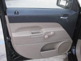 2009 Jeep Patriot Sport 4x4 Door Panel