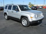 Bright Silver Metallic Jeep Patriot in 2011