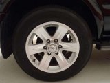 2003 Nissan Pathfinder LE Wheel