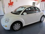 Cool White Volkswagen New Beetle in 2001