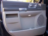 2008 Chrysler Town & Country Touring Signature Series Door Panel
