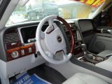 2004 Lincoln Navigator Ultimate Dove Grey Interior