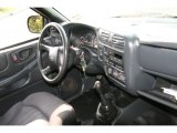 2003 Chevrolet S10 LS Regular Cab Dashboard