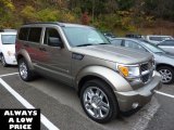 2007 Light Khaki Metallic Dodge Nitro SLT 4x4 #38689541