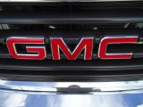 2009 GMC Canyon SLE Crew Cab Marks and Logos