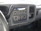 2007 GMC Sierra 1500 Classic SL Regular Cab Controls