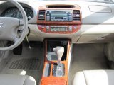 2003 Toyota Camry LE V6 Dashboard