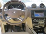 2011 Mercedes-Benz ML 550 4Matic Cashmere Interior