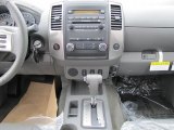 2011 Nissan Frontier SL Crew Cab Controls