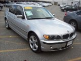 2005 BMW 3 Series 330xi Sedan