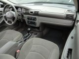 2004 Dodge Stratus ES Sedan Dashboard