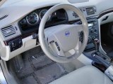 2004 Volvo S80 2.9 Light Taupe Interior