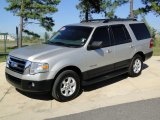 2007 Ford Expedition XLT Data, Info and Specs