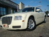 2007 Stone White Chrysler 300  #39006134