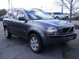 2005 Volvo XC90 2.5T Front 3/4 View
