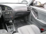2004 Hyundai Elantra GT Hatchback Dashboard
