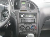 2004 Hyundai Elantra GT Hatchback Controls