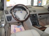 2005 Volvo XC90 V8 AWD Taupe/Light Taupe Interior