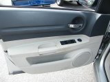 2005 Dodge Magnum SE Door Panel