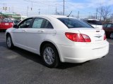 Stone White Chrysler Sebring in 2009