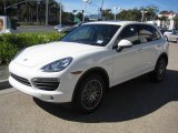 2011 Porsche Cayenne S Hybrid Front 3/4 View