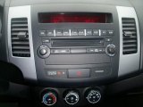 2011 Mitsubishi Outlander ES Controls