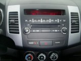 2011 Mitsubishi Outlander ES Controls