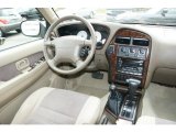 2000 Nissan Pathfinder SE 4x4 Dashboard