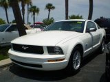 2009 Performance White Ford Mustang V6 Coupe #392544